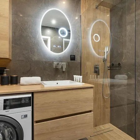 아파트 Air Conditioned In Cracow With Parking And Desk By Renters